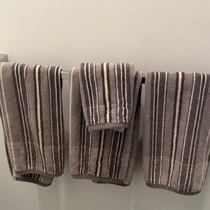 ☀️🌴4PC Threshold Striped Towels